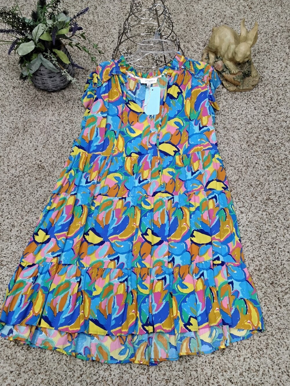 4069 Size XL Umgee Bright Multi-Color Floral Tiered Dress, NWT